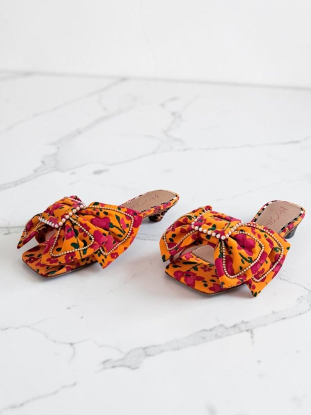 Betsey Johnson Size 6M Aylah Slide Sandals Orange Floral Women's NIB